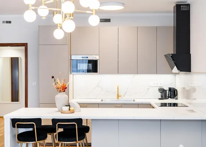Rentero Spacious Smichov 2 Bedroom With Excellent Tram Connection