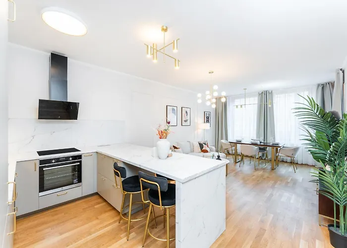 Apartman Rentero Spacious Smichov 2 Bedroom With Excellent Tram Connection