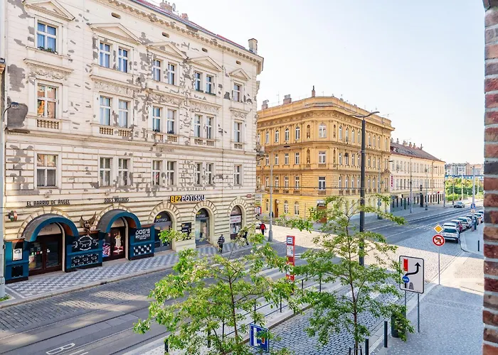 Rentero Spacious Smichov 2 Bedroom With Excellent Tram Connection Apartman Prága
