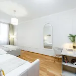 Rentero Spacious Smichov 2 Bedroom With Excellent Tram Connection Lejlighed Prag