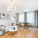 Lejlighed Rentero Spacious Smichov 2 Bedroom With Excellent Tram Connection Prag
